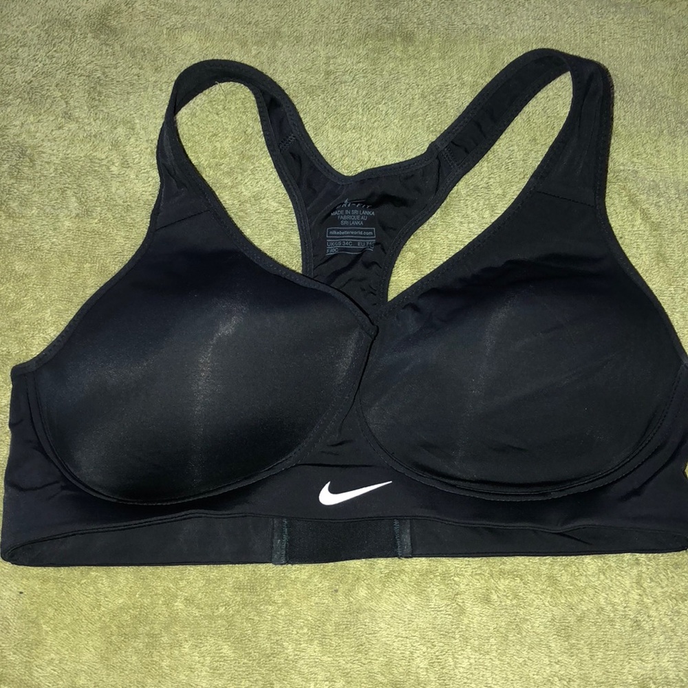 🌟Nike Sports Bra 34C🌟